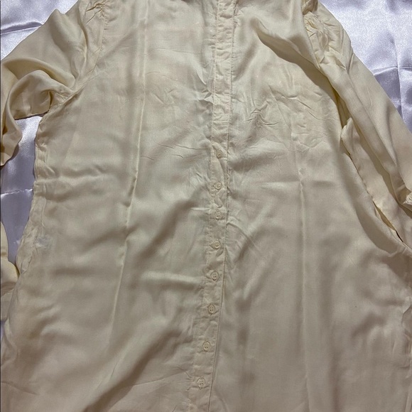 Plus size Cream Shirt - Picture 4 of 4